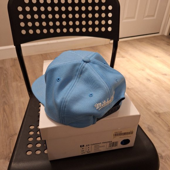 Chicago Bulls basketball Mitchell & Ness baby blue snapback cap hat - Picture 3 of 7